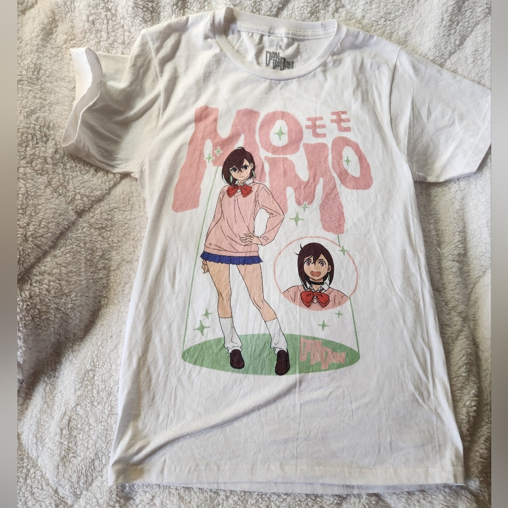 Anime Dandadan Momo Ayase boyfriend-fit girl's T-shirt Hot Topic Size S Women